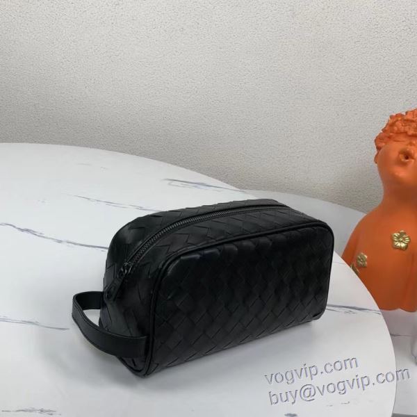 BOTTEGA VENETAスーパーコピー ボッテガ ヴェネタ 2025全国無料大人気 セカンドバッグ ポーチ 抜群の雰囲気が作れる!